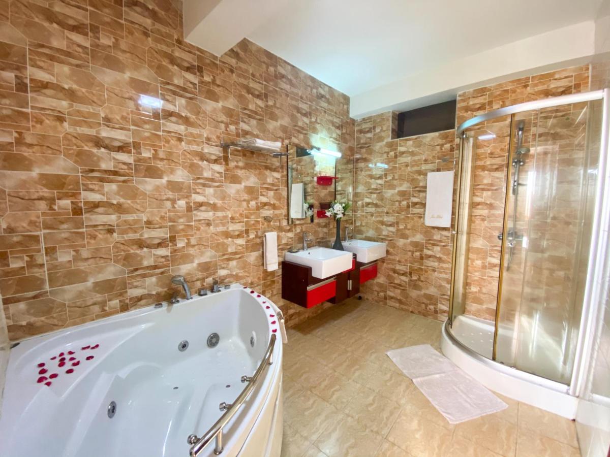 Java Hotel Toamasina Dış mekan fotoğraf